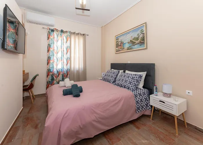 Mp Captain's House Daire Gytheio